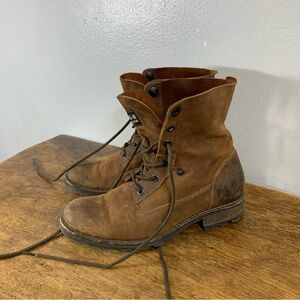 Palladium distressed leather boots